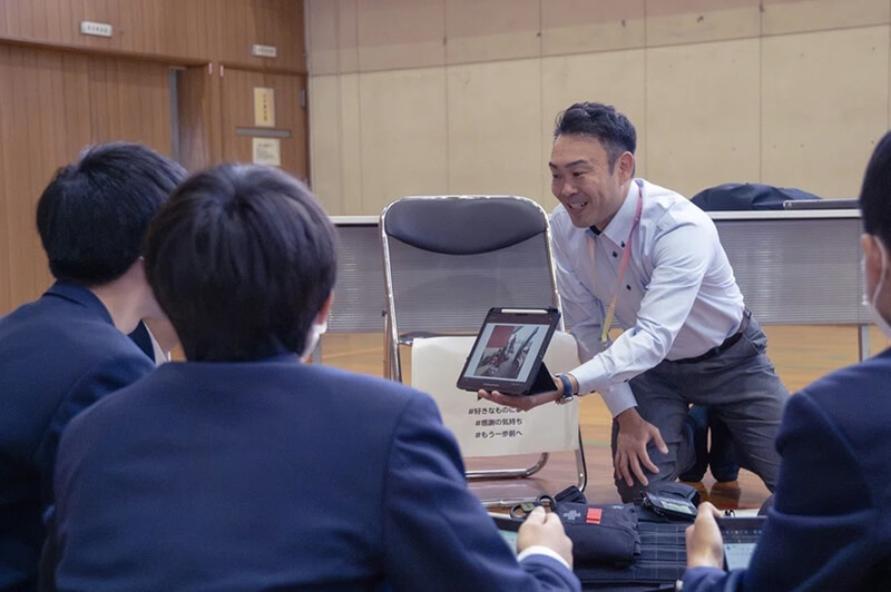 中学生と社会の距離よもっと近くに！「働くおとなトーク」